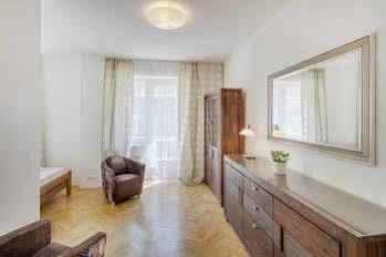 Selinor Old Town Apartment *
